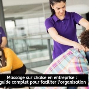 Deux massothérapeutes en entreprise qui donnent des massages à deux employées